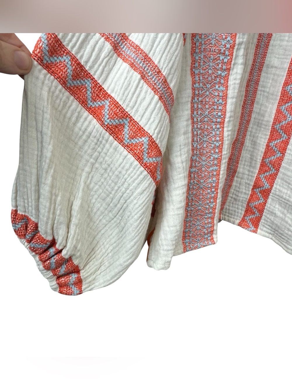 By Together Peasant Boho Embroidered Top Women Sz L - Picture 3 of 5